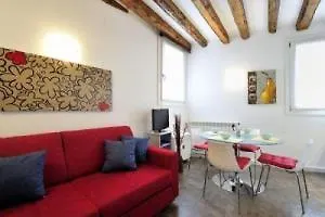 Bella Vita Venice Apartment